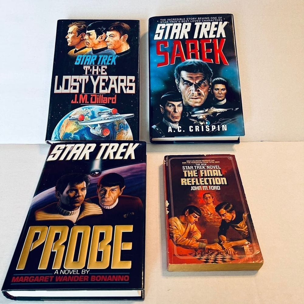 Star Trek book bundle of four (4) used science fiction books.